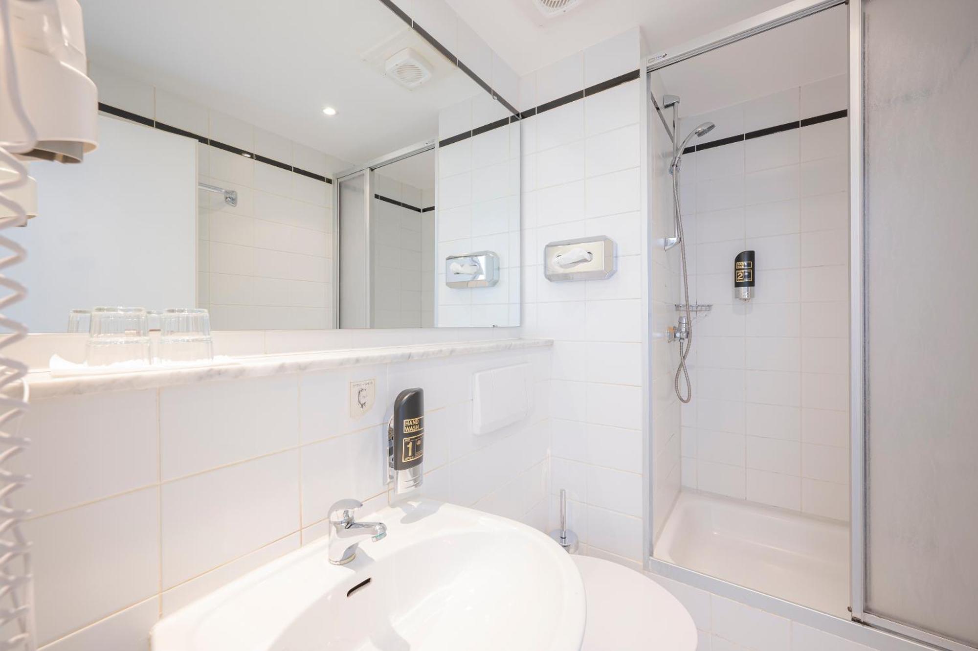 Hotel Astoria Stuttgart City Εξωτερικό φωτογραφία